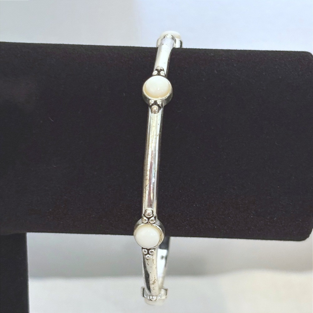 Silver Mother of Pearl Station Bangle Bracelet Round Bezel Set